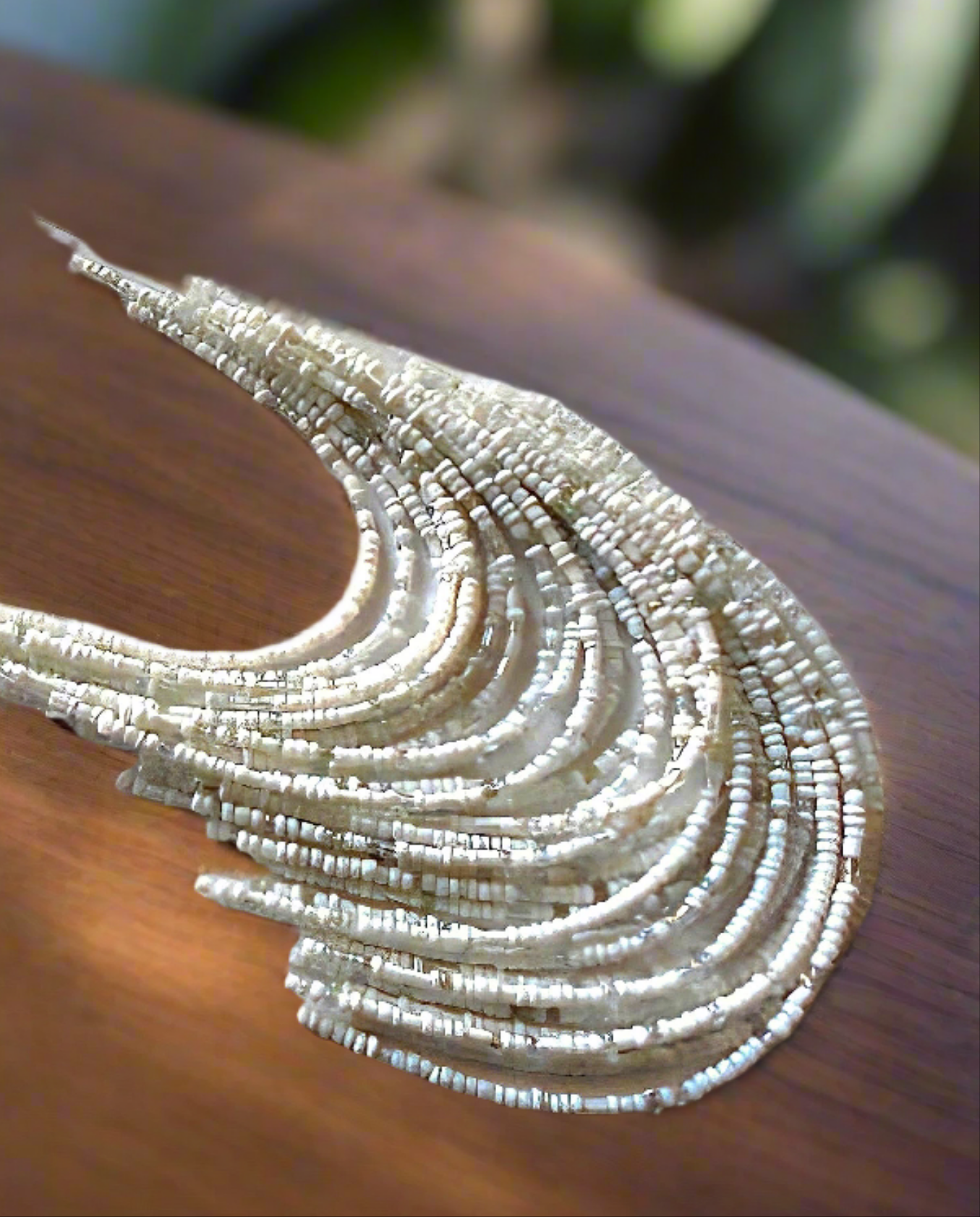 Parure en perles de rocaille, blanc
