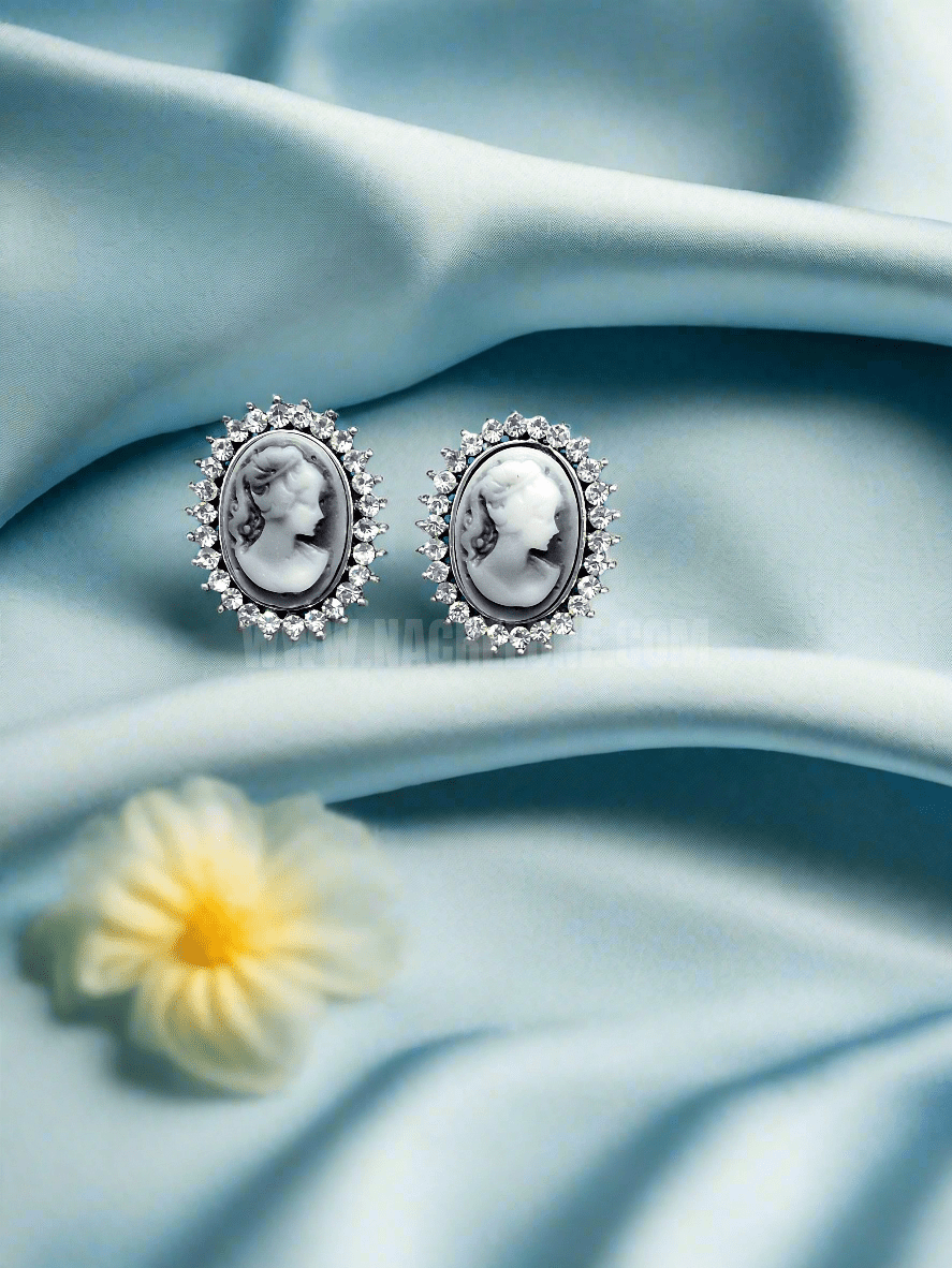 Boucles d'oreille camée fantaisie