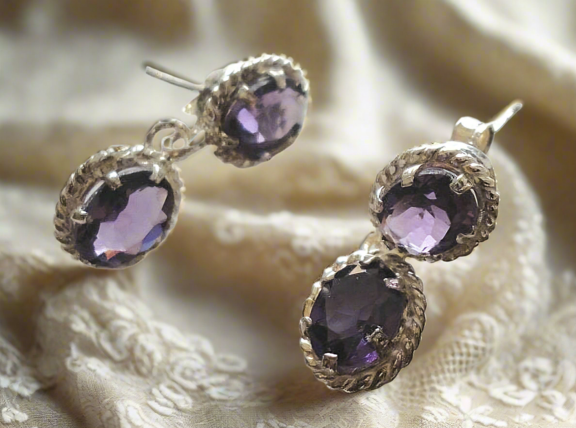 Silver and amethyst earrings E29