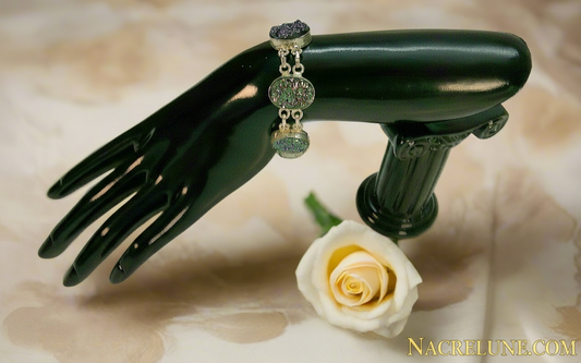 Bracelet en argent et titanites ou sphènes (pierres ovales 16X12mm) NACRELUNE bracelet