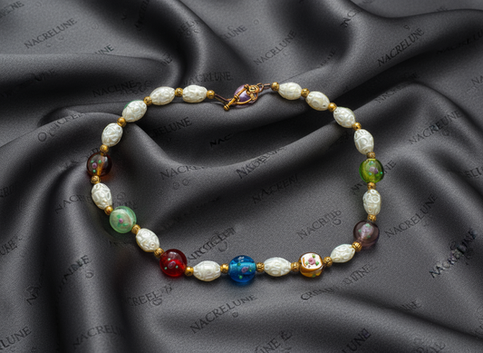 collier en perles de verre décorées et perles de verre dentelle blanche NACRELUNE collier