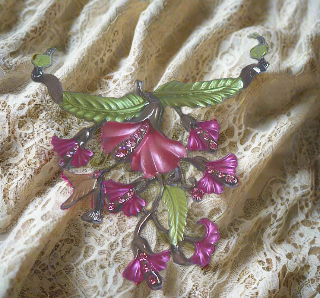 Parure en émail clochettes et colibri