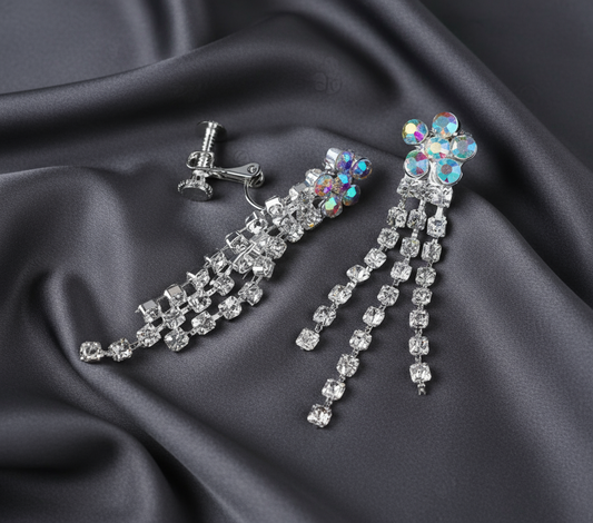 Parure en strass blancs et petites fleurs aurore boréale NACRELUNE parure