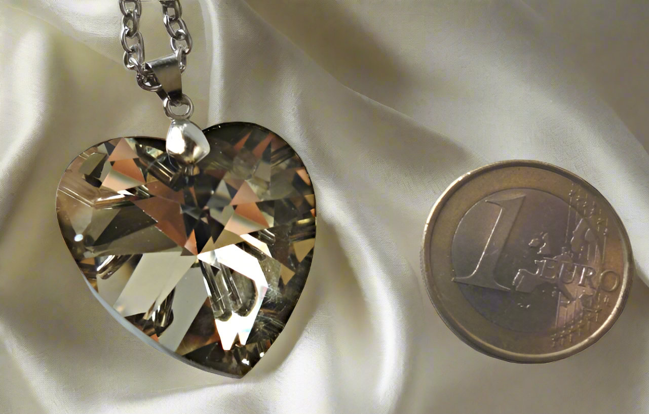 Collier cristal coeur avec chaine (marron)