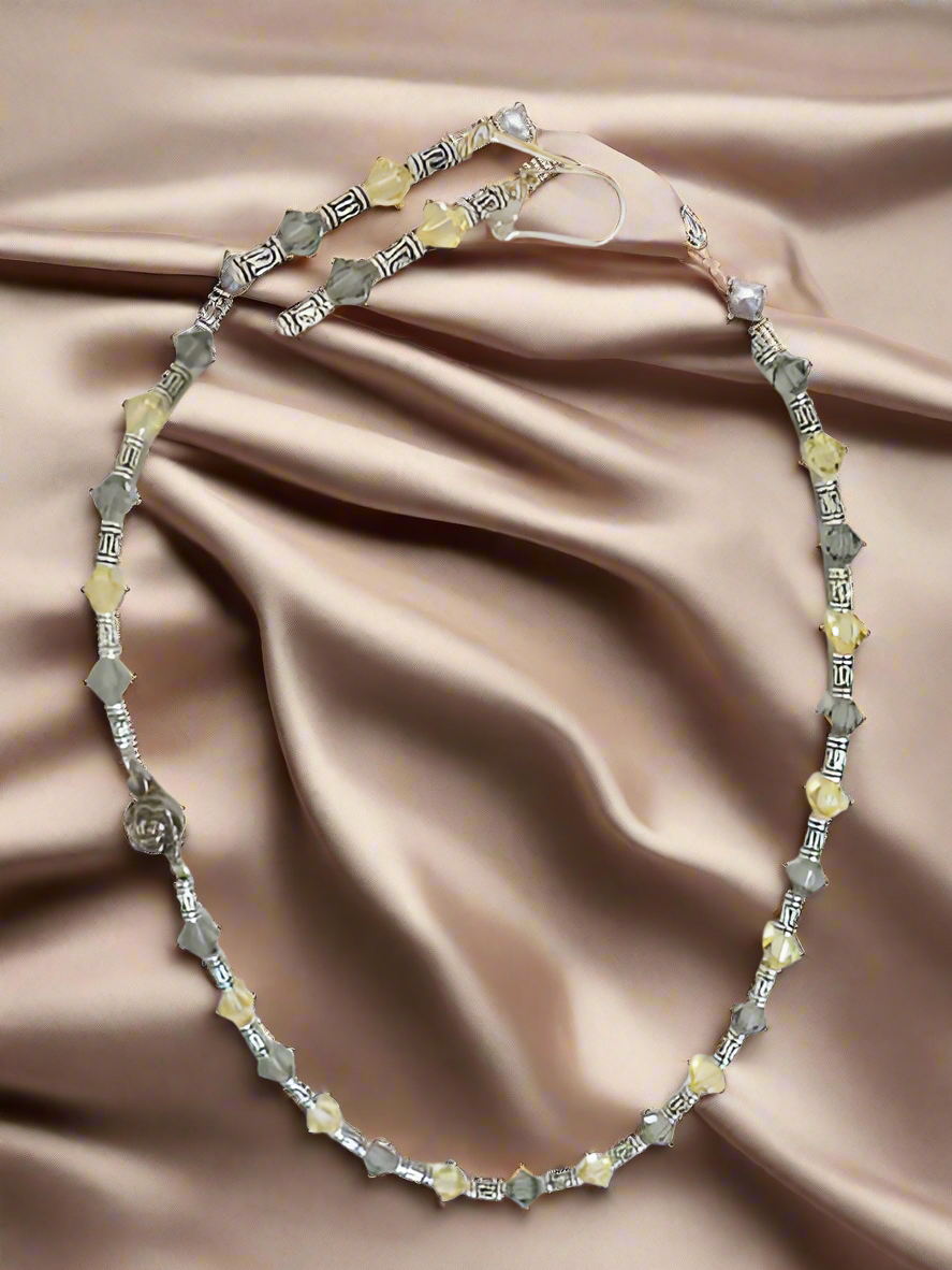 Parure en cristaux swarovki jaunes et gris