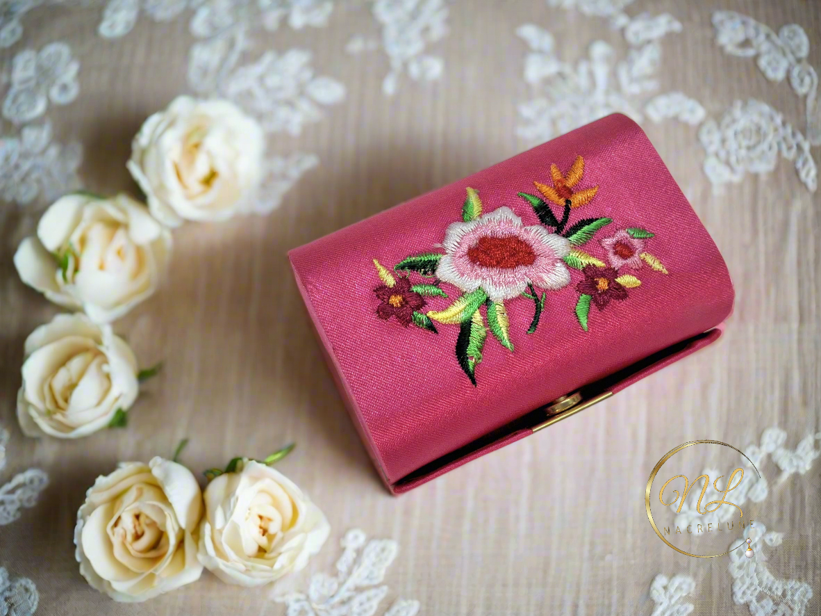 Grande boîte maquillage avec miroir : couleurs variées Rose foncé NACRELUNE Bijou