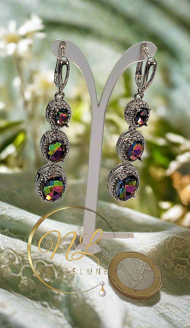 Boucles d’oreille en argent avec topazes mystiques