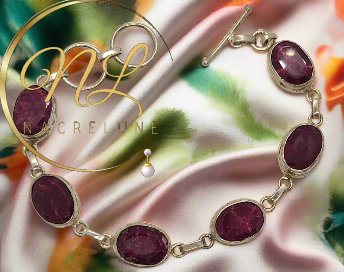 Bracelet en rubis facetté sur argent