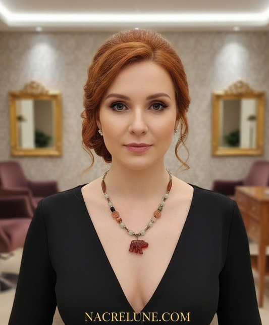 Collier en jade vert et agate cornaline avec éléphant sculpté NACRELUNE collier