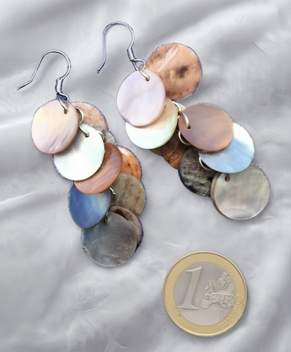 Boucles d’oreille en pastilles de nacre NACRELUNE boucles d'oreille