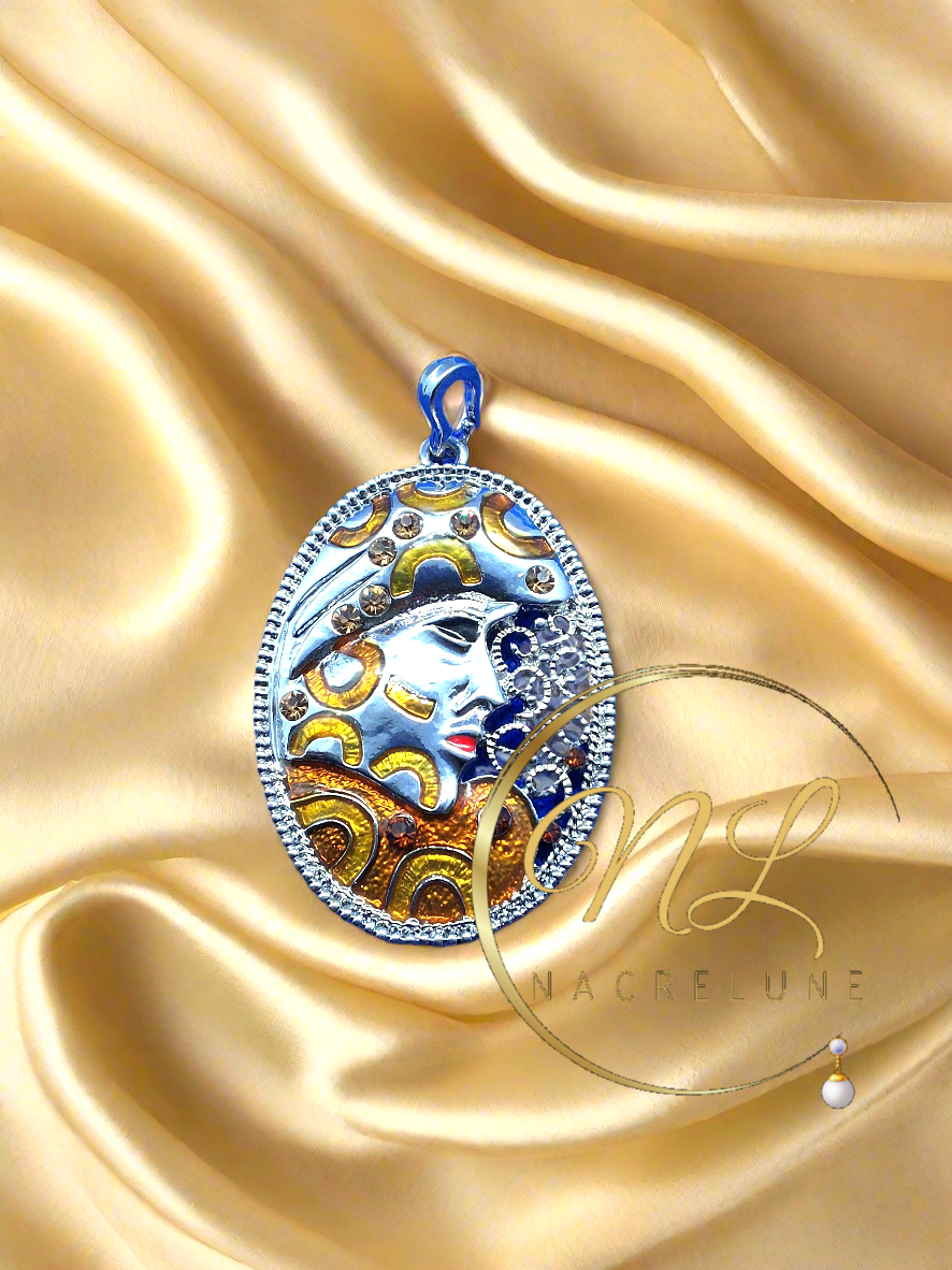 Pendentif en forme de masque jaune
