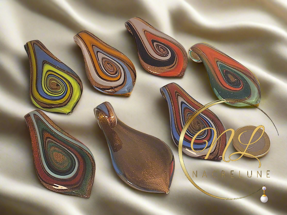 Pendentif en verre artistique coloré
