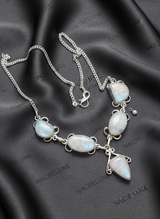 Collier en argent et pierres de lune NACRELUNE collier