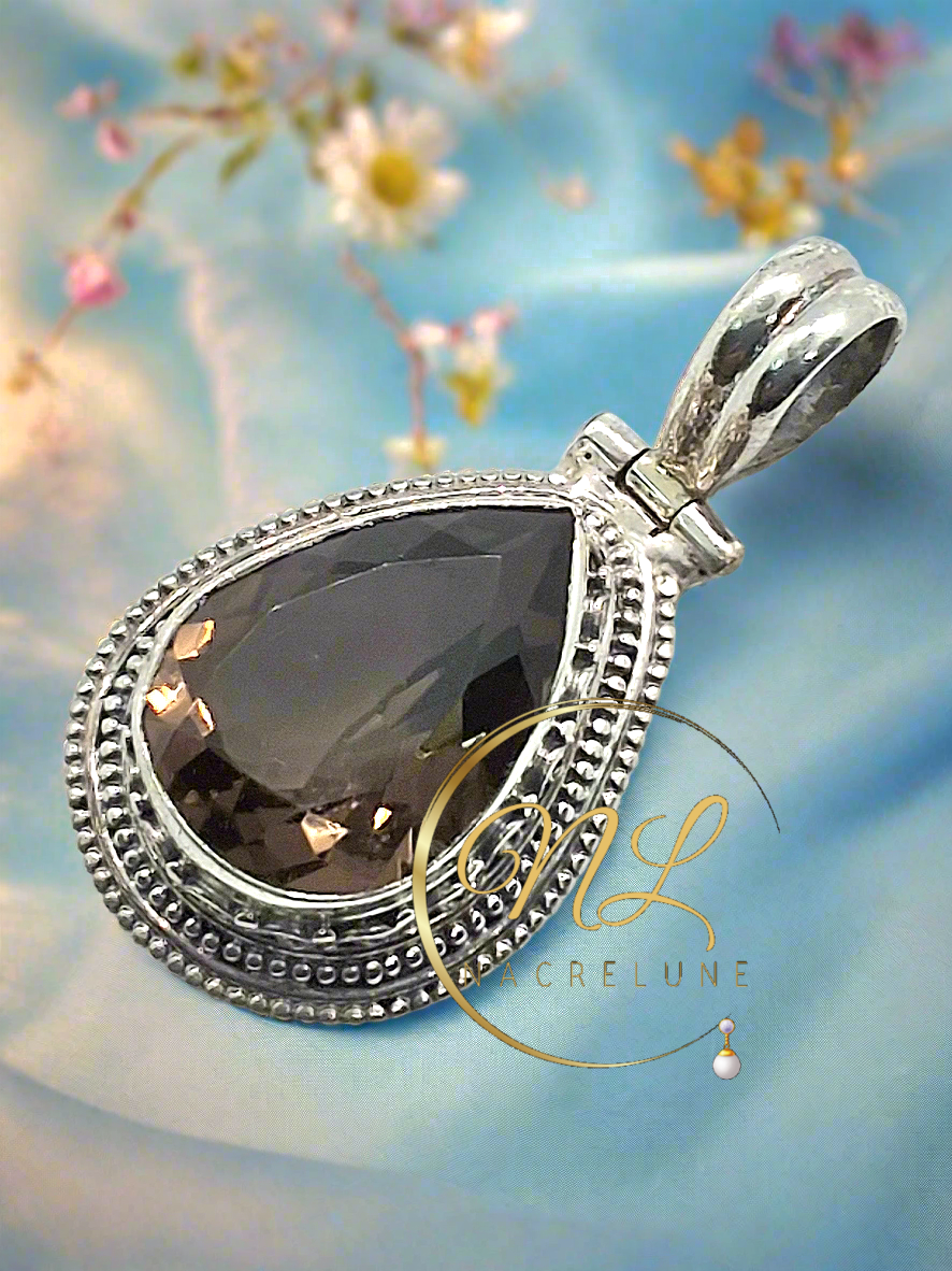 Pendentif en argent et quartz fumé