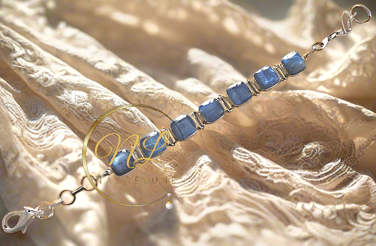 Bracelet en argent avec cyanites polies