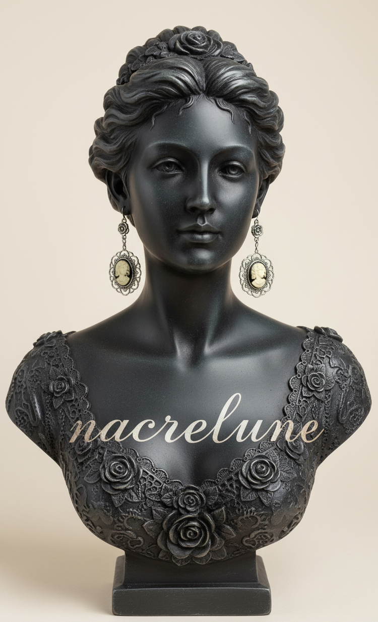 Pretty Lady Cameo Earrings