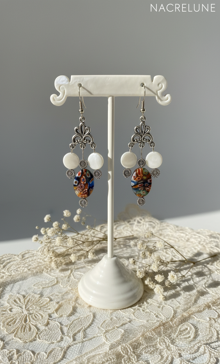Pendientes de cristal millefiori y nácar – Joya artesanal y brillo veneciano