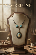 Necklace with roses and resin cameo: choose your color