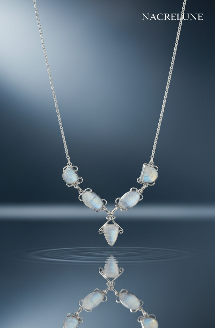 Collier en argent et pierres de lune modèle 1