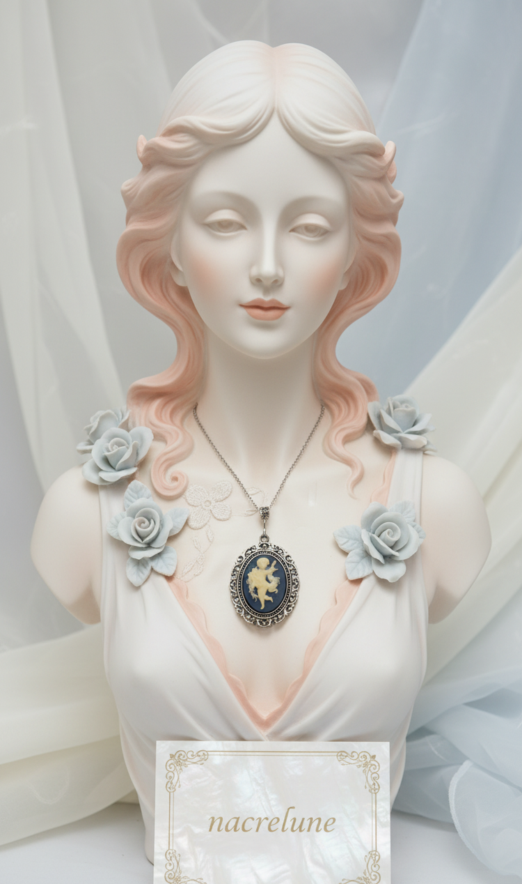 Grand Pendentif Camée Ange en Résine — 2 Couleurs | NACRELUNE NACRELUNE pendentif