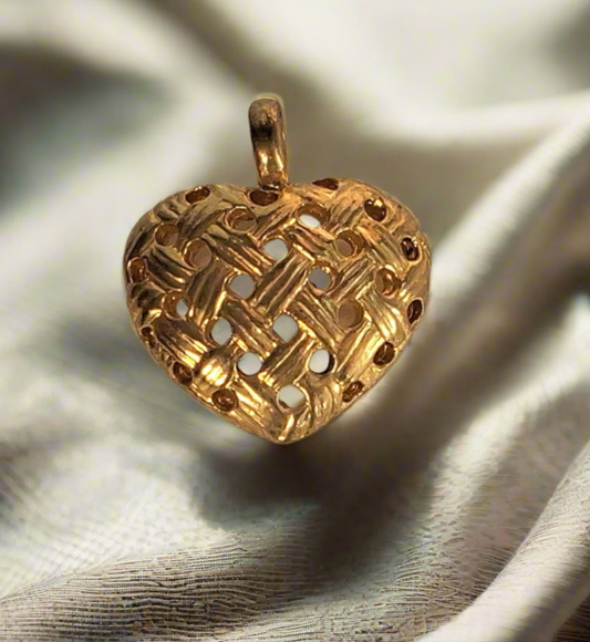Pendentif fantaisie en forme de coeur doré