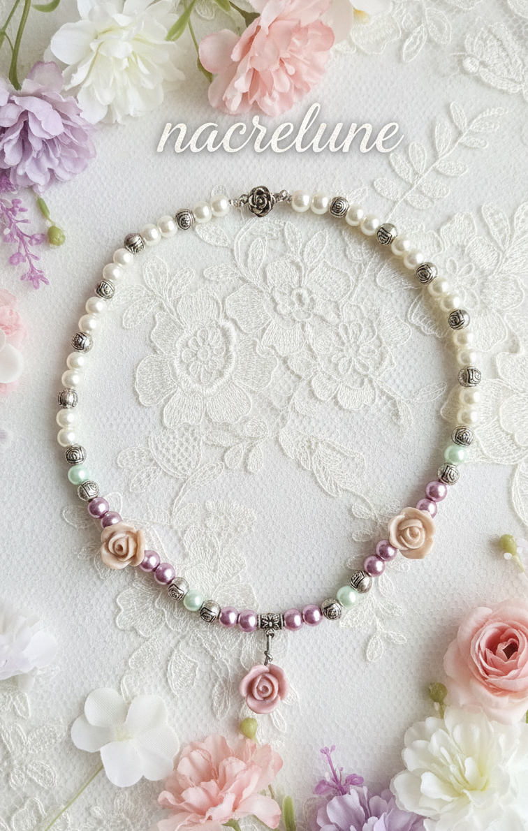 Collier fantaisie avec fleurs en résine et perles – NACRELUNE NACRELUNE collier