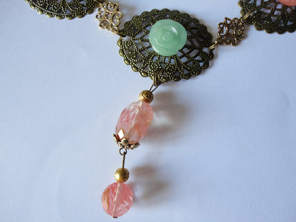 Red aventurine and quartz flower necklace N359T42