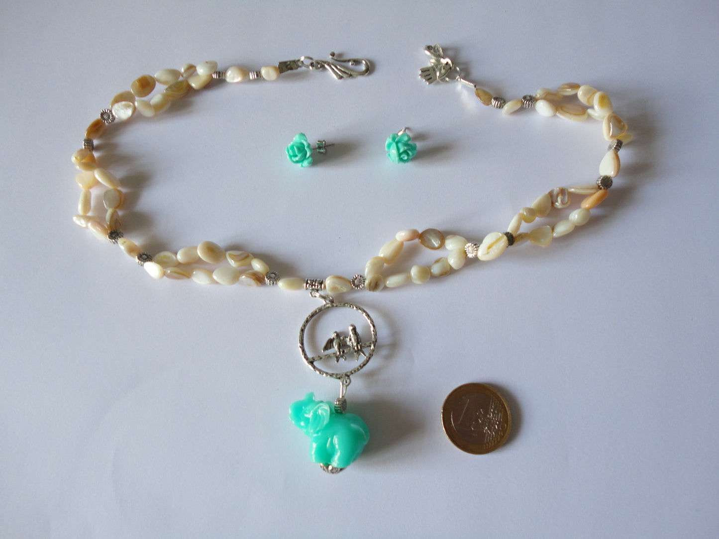 Mother-of-pearl set with elephant (turquoise)P381T49
