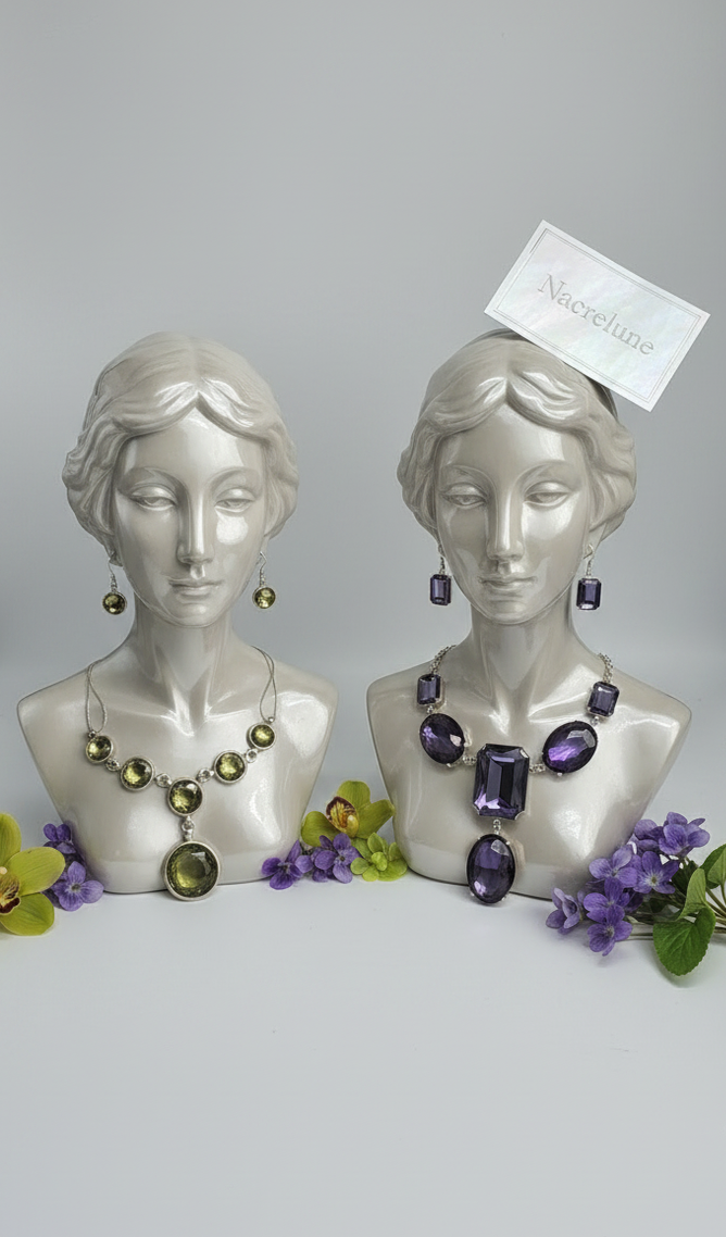 Parure en Gros Strass Colorés | Vert ou Violet | Collier et Boucles d'Oreilles | NACRELUNE nacrelune.com parure