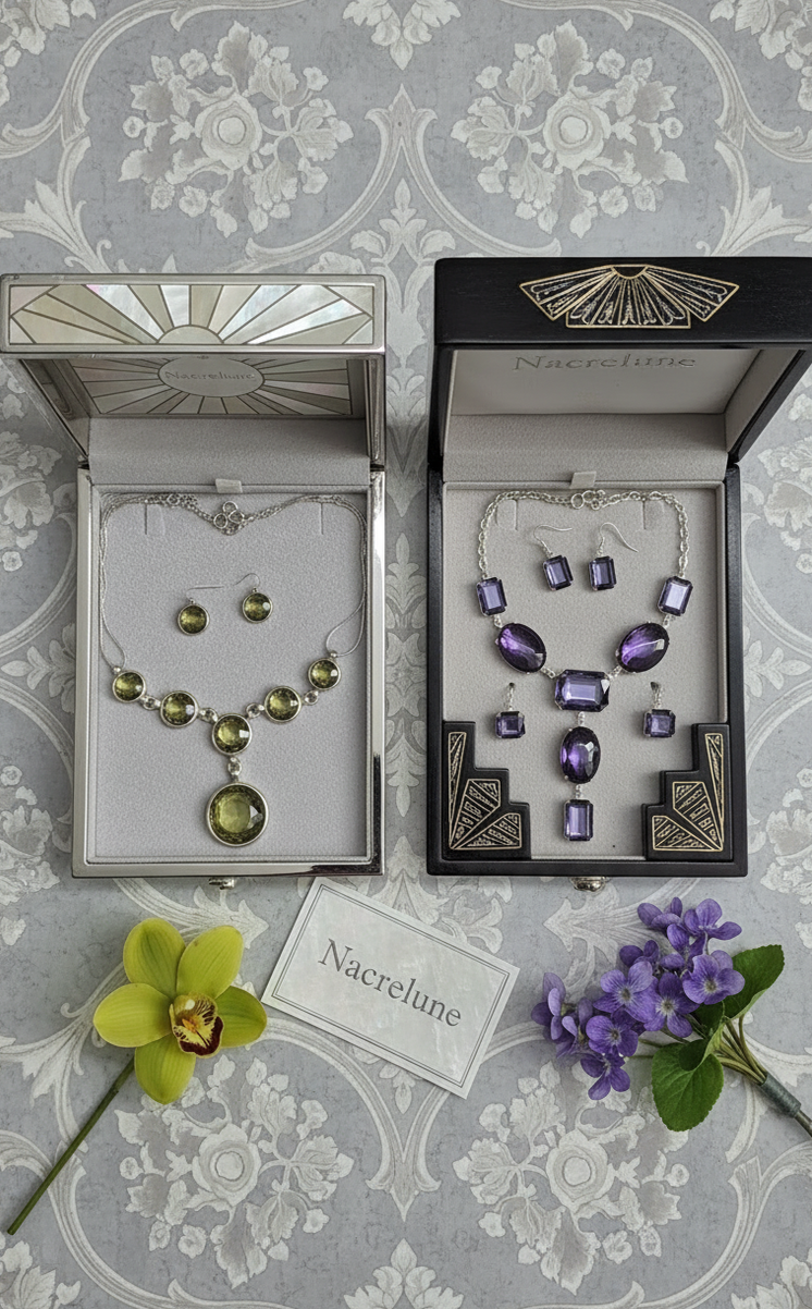 Parure en Gros Strass Colorés | Vert ou Violet | Collier et Boucles d'Oreilles | NACRELUNE nacrelune.com parure