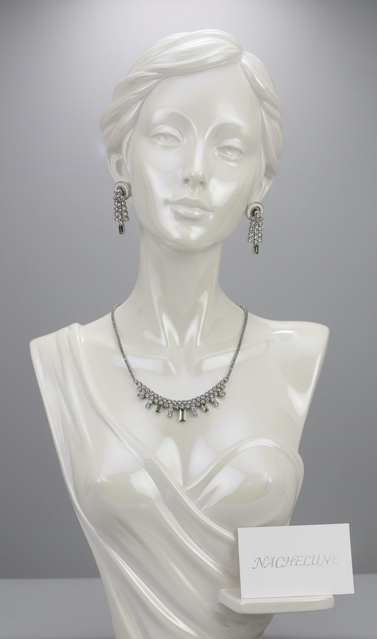 👑 Petite Parure Vintage en Strass Verts et Blancs | Collier, Boucles d'Oreilles & Bracelet | NACRELUNE nacrelune.com parure
