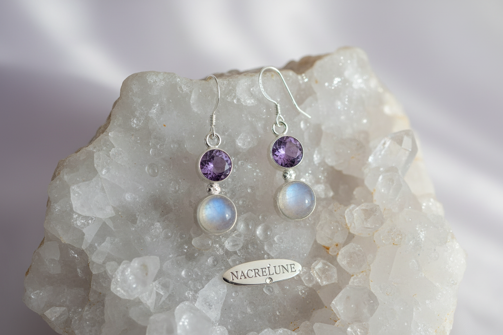 Boucles d'oreille en argent avec améthystes et pierres de lune nacrelune.com boucles d'oreille
