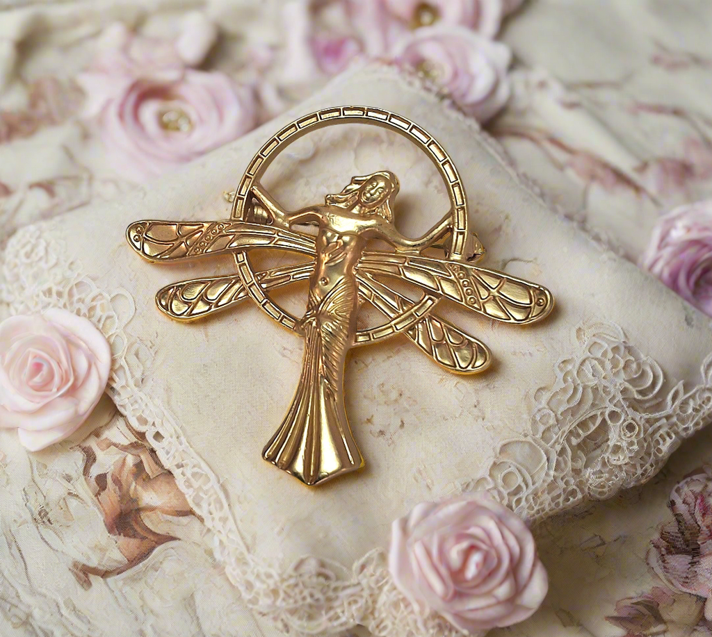 Broche dorée art nouveau nacrelune.com broche