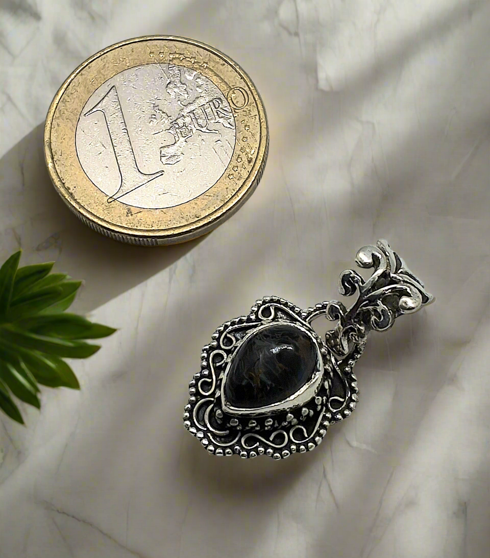 Petit pendentif argent et oeil du tigre