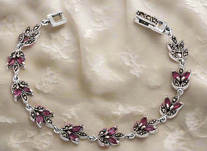 Bracelet en argent et marcassites avec rubis véritables