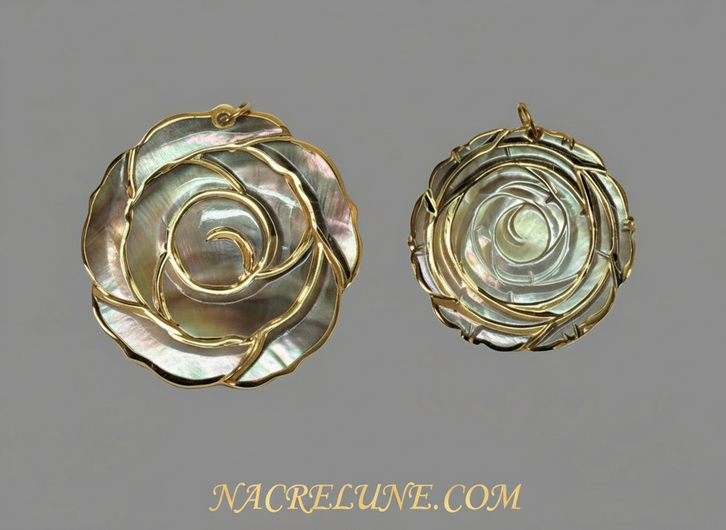 pendentif gris et or avec fleur en nacre nacrelune.com pendentif