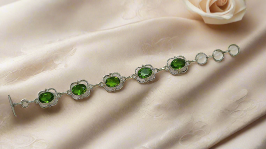 Bracelet en argent avec peridots olivine