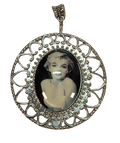 Grand pendentif camée avec photo d’actrice célèbre : choisissez le modèle Marilyn Monroe nacrelune.com pendentif