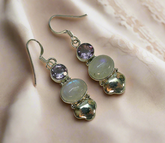 boucles en argent et pierres de lune avec améthystes