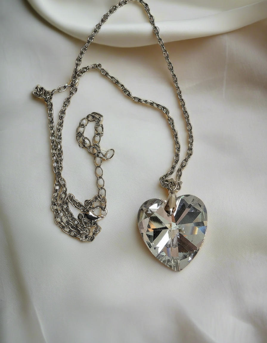 Pendentif coeur en cristal : choisissez votre couleur NACRELUNE pendentif