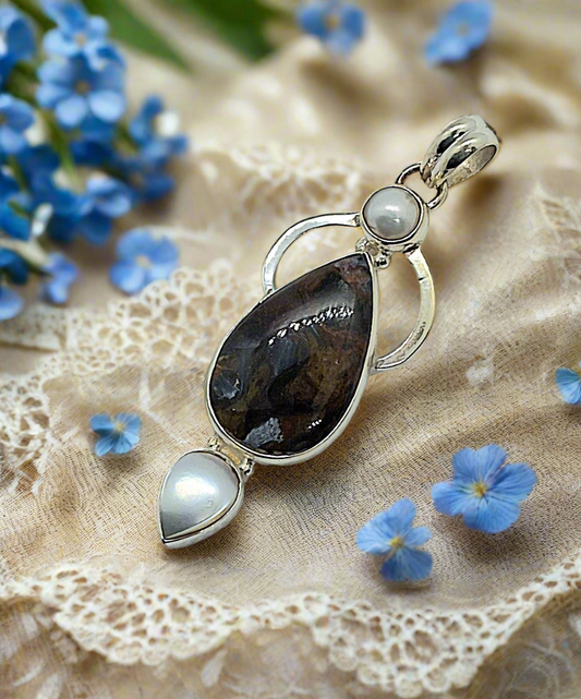 Pendentif en argent véritable avec perle fine et pierre brute polie