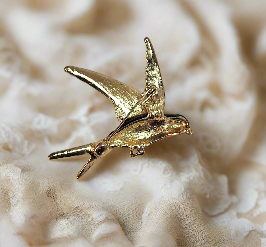 Broche en émail hirondelle nacrelune.com broche