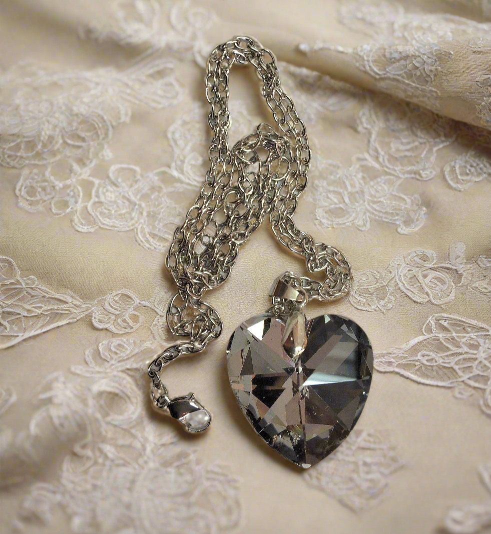 Pendentif coeur en cristal : choisissez votre couleur