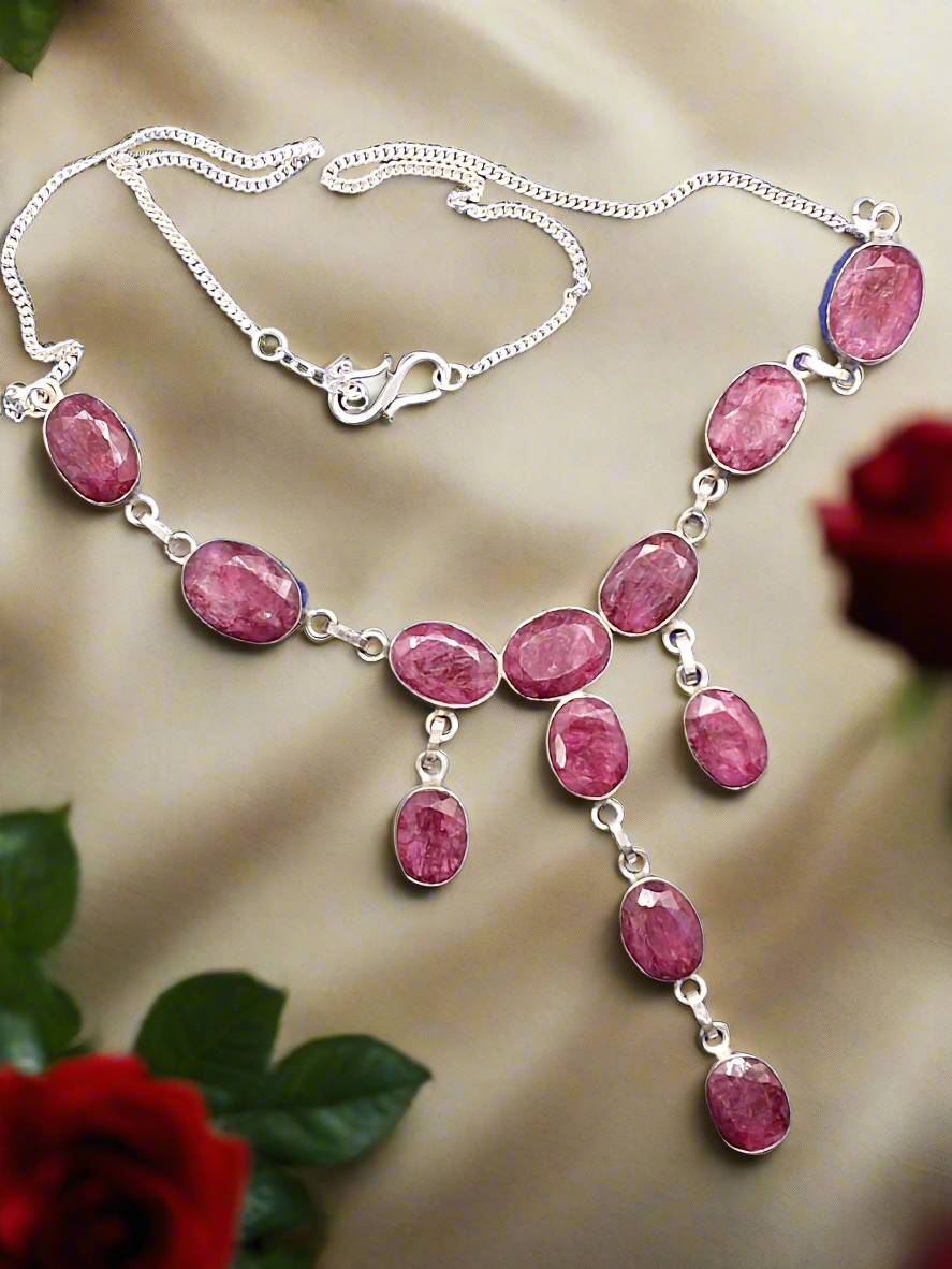 Collier argent 925 avec rubis véritables 5 pendentifs facettés