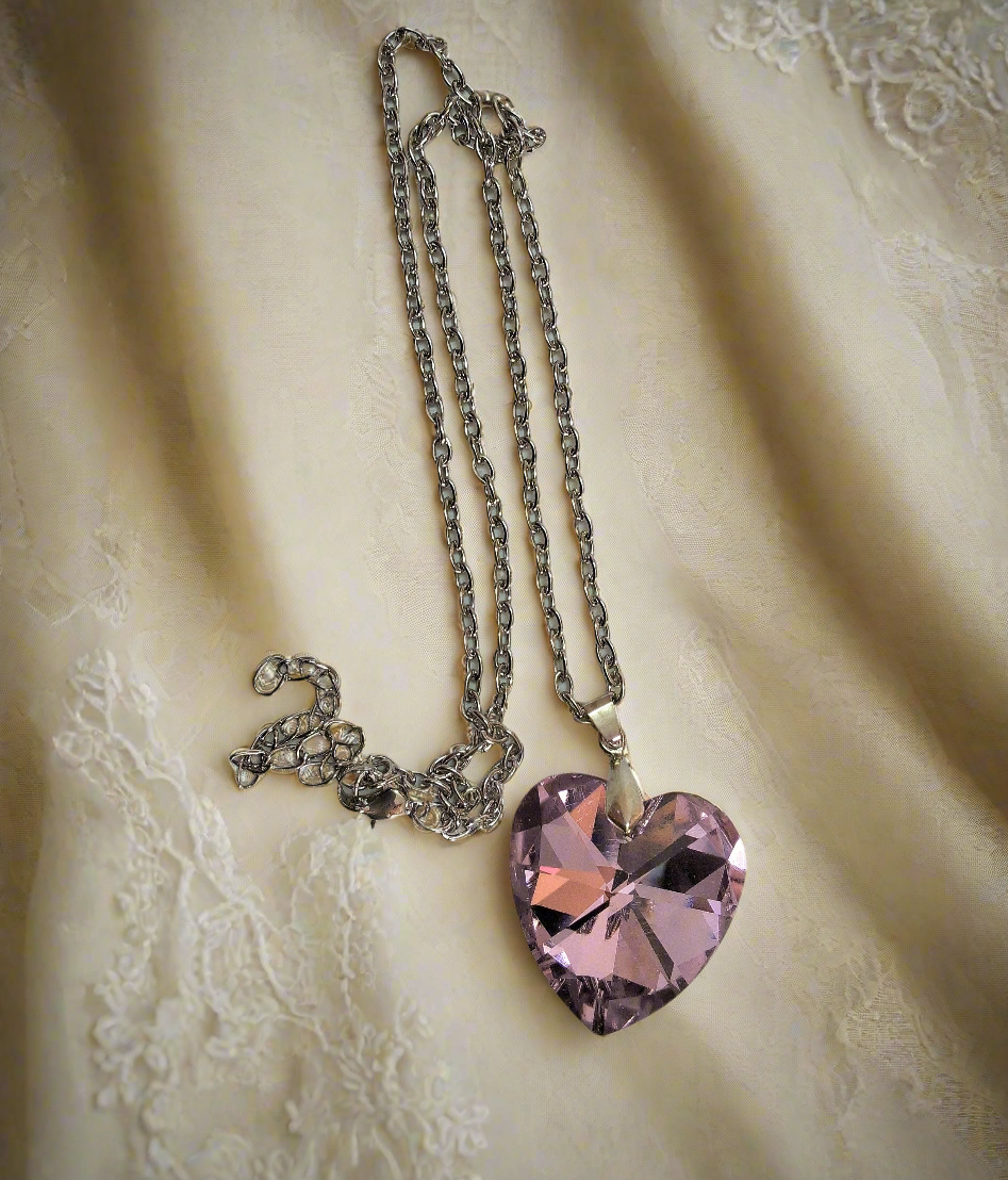 Pendentif coeur en cristal : choisissez votre couleur