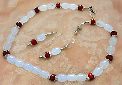 Parure toute en perles de  jade