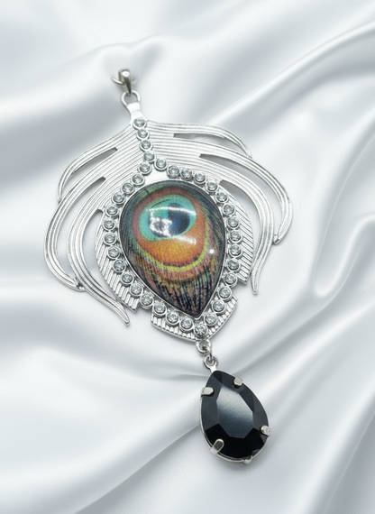 Pendentif fantaisie à longue chaîne représentant plume de paon NACRELUNE pendentif