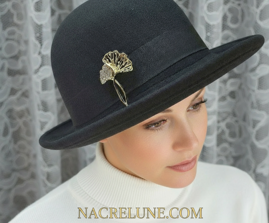 Broche en forme de fleur NACRELUNE broche