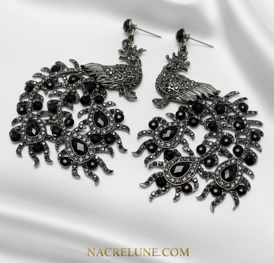 boucles d'oreille en strass en forme de paon noir nacrelune.com boucles d'oreille