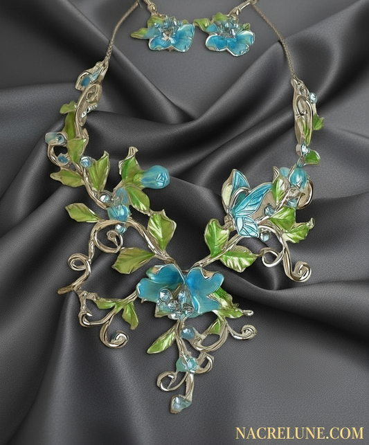 Parure en émail bleu avec fleurs, papillon et coccinelle NACRELUNE parure